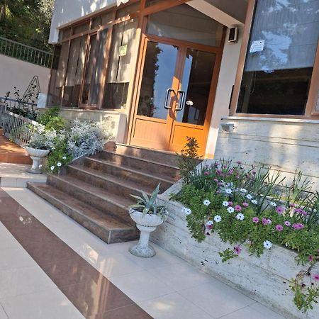Jozi Kaiser Apartment 1 Durres Exterior photo