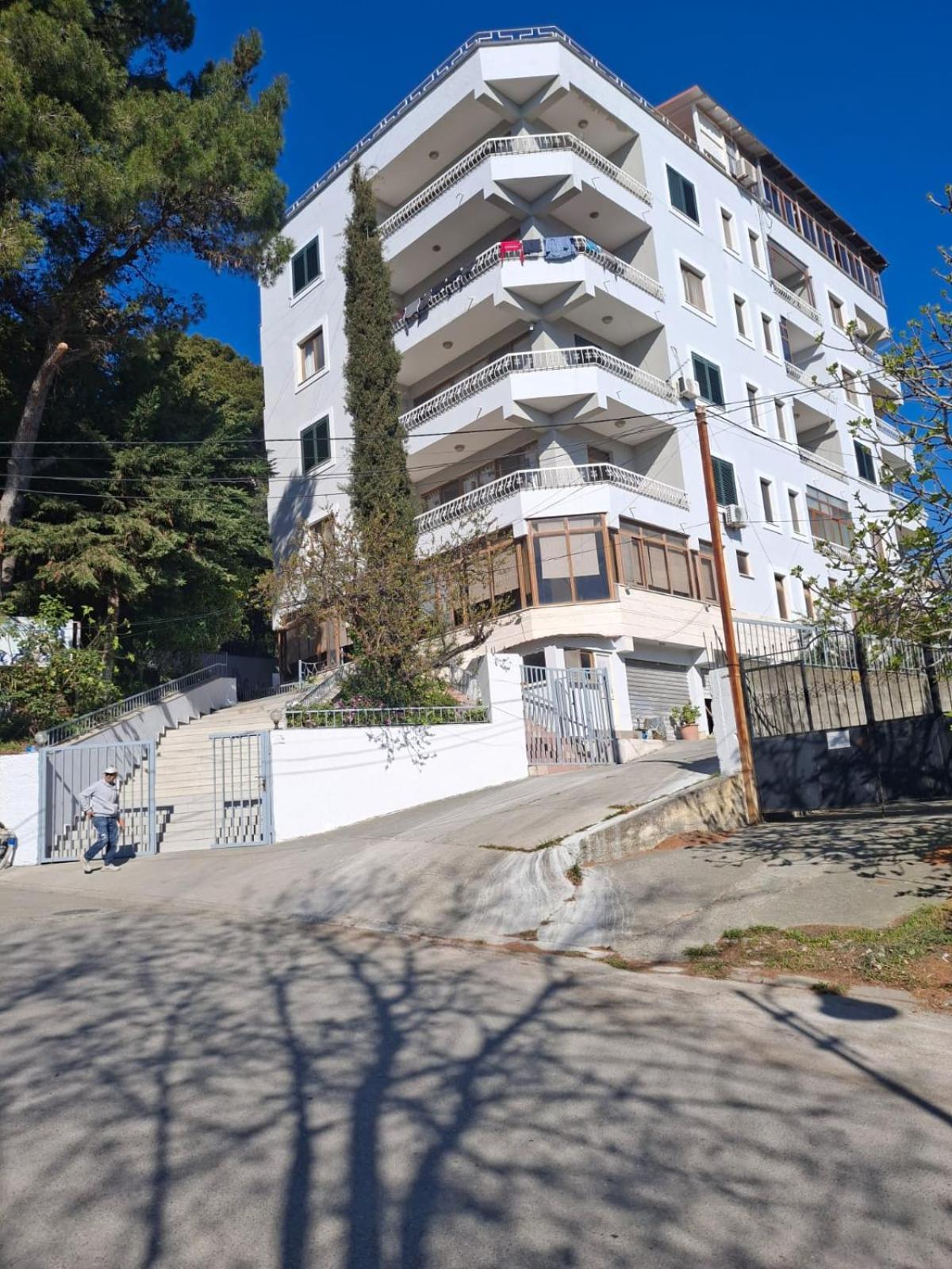 Jozi Kaiser Apartment 1 Durres Exterior photo